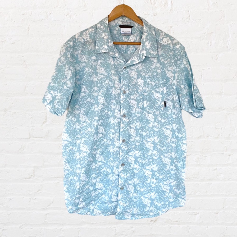 Columbia Palm Tree Outdoor Beach Vibes Button Up Short Sleeve Shirt